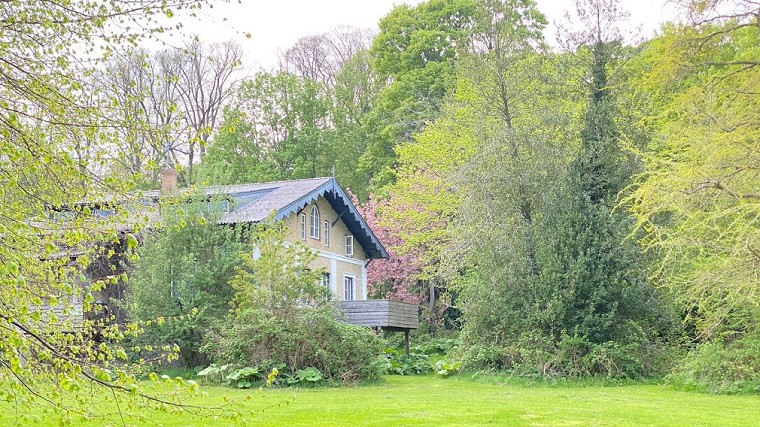 villa gress, villaen i villa gress, refugieophold, skriveophold, m&oslash;deophold, anderledes getaway, gruppeophold, universitet, natursk&oslash;nt, slotspark, marienborg gods